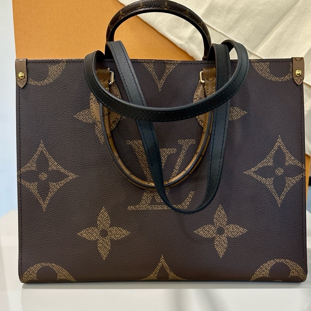 Louis Vuitton Tan and Brown Monogram Handbag